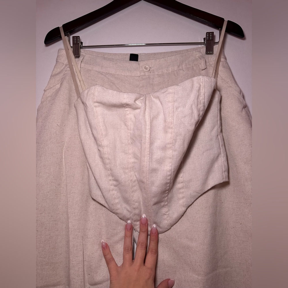 2 Piece Windsor Set
